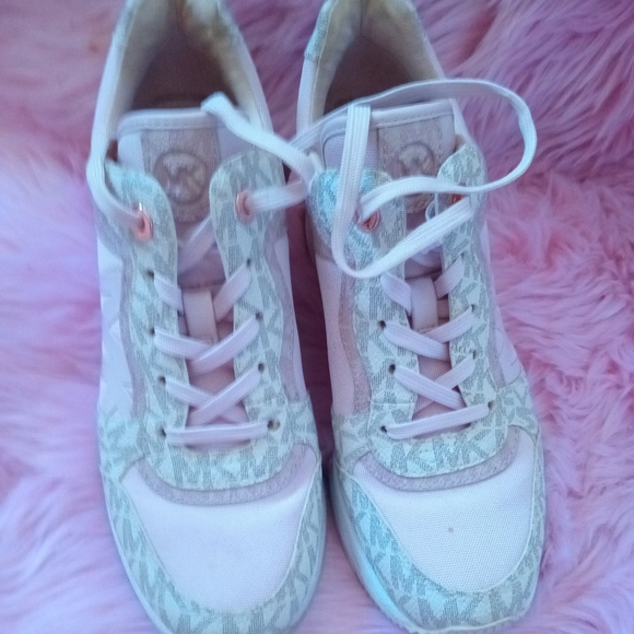 Michael Kors high heel espadrille size 6, worn 3-4 times max. - Picture 2 of 7